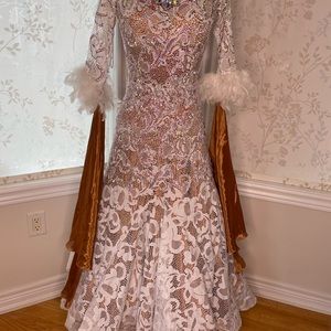 Ballroom gown / Wedding Dress